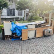 東京都多摩市貝取の住宅現場の定期ルート回収